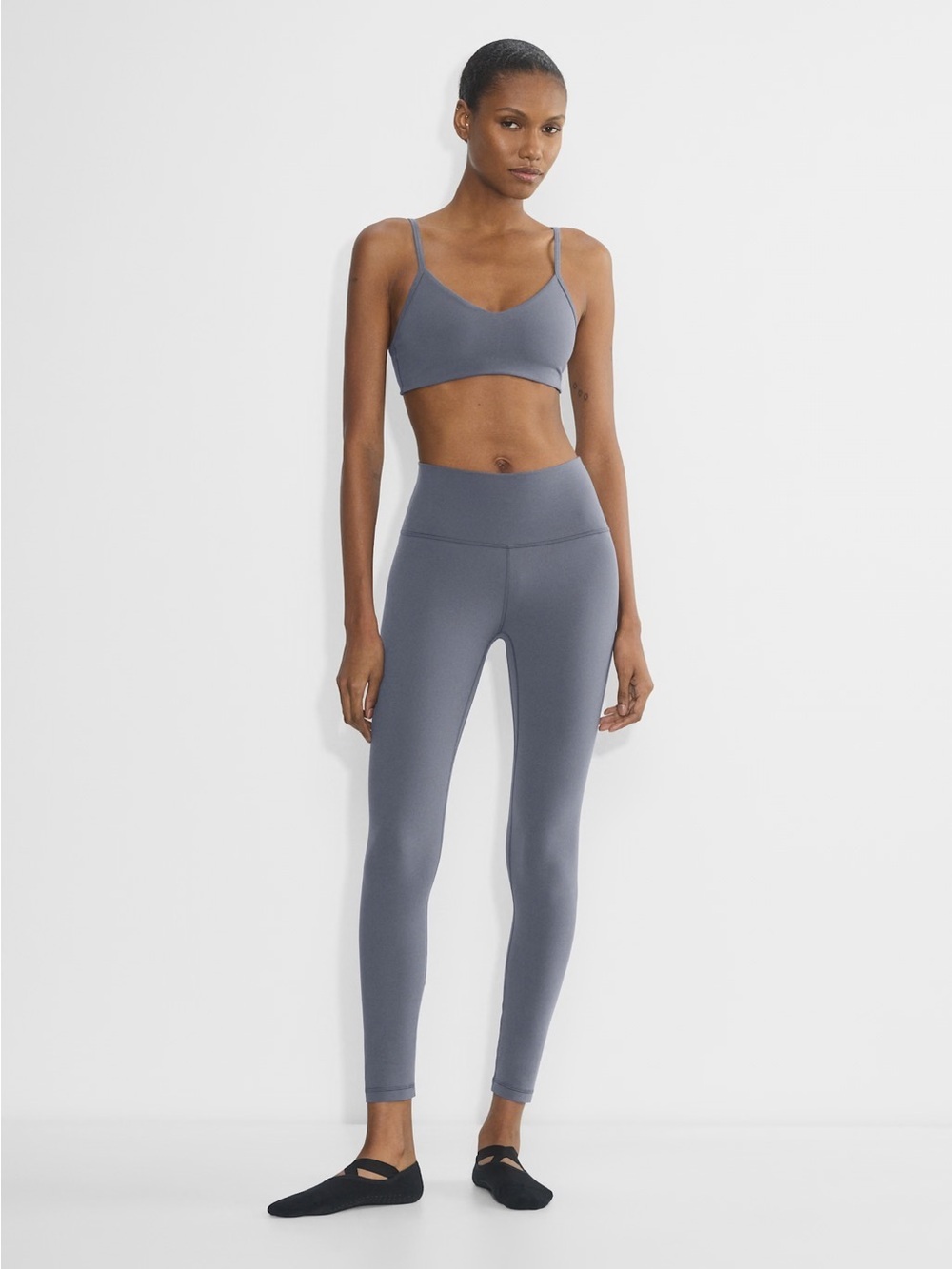 Aritzia Golden BUTTER Cheeky Hi-Rise Legging